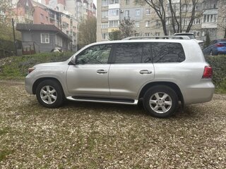 2011 Lexus LX 570 III, серебристый, 3700000 рублей, вид 4