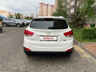 2014 Hyundai ix35 I Рестайлинг, белый, 1400000 рублей, вид 4