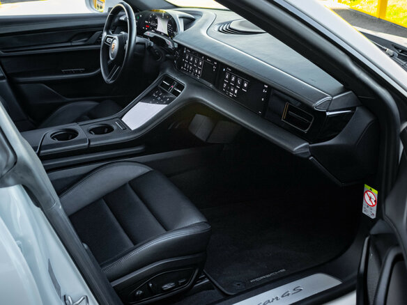 2020 Porsche Taycan 4S I, белый - вид 6