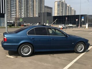2001 BMW 5 серии 525i IV (E39) Рестайлинг, синий, 950000 рублей, вид 3