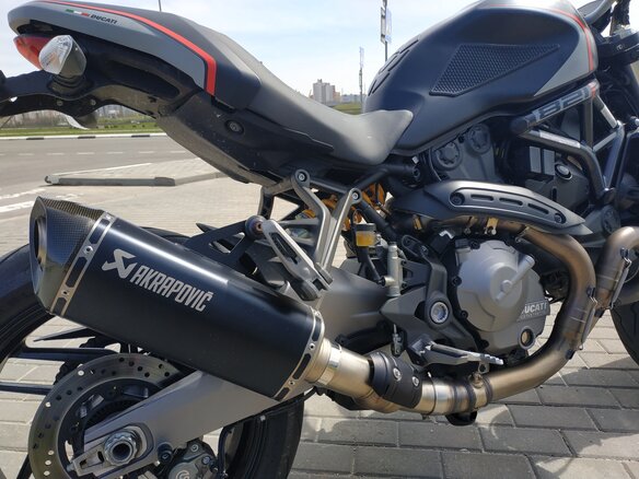 2019 Ducati Monster 821, чёрный - вид 5