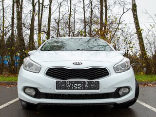 2014 Kia Ceed II, белый, 1220000 рублей, вид 2