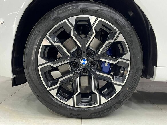 2025 BMW X3 Long 30L xDrive IV (G45/G48), белый, 7399000 рублей - вид 23