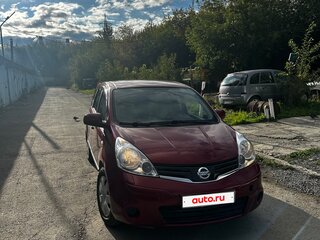 2011 Nissan Note I Рестайлинг, красный, 580000 рублей, вид 1