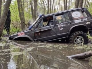 1991 Jeep Cherokee II (XJ), чёрный, 550000 рублей, вид 4