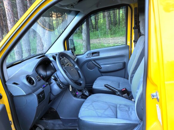 2013 Ford Transit Connect, жёлтый, 920000 рублей - вид 22