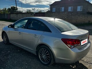 2010 Chevrolet Cruze I, серебристый, 550000 рублей, вид 4