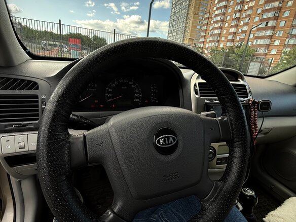2005 Kia Cerato I, бежевый, 208999 рублей - вид 10