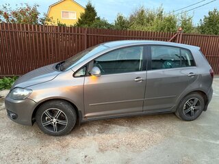 2011 Volkswagen Golf Plus II, серый, 620000 рублей, вид 3
