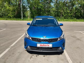 2021 Kia Rio IV Рестайлинг, синий, 1350000 рублей, вид 1
