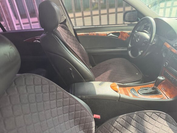2008 Mercedes-Benz E-Класс 230 III (W211, S211) Рестайлинг, чёрный, 712800 рублей - вид 7