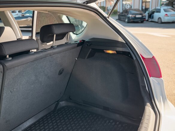 2012 SEAT Leon II Рестайлинг, белый, 1300000 рублей - вид 30