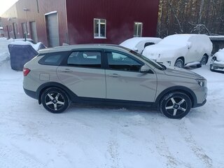 2018 Lada (ВАЗ) Vesta SW Cross I, бежевый, 1100000 рублей, вид 4