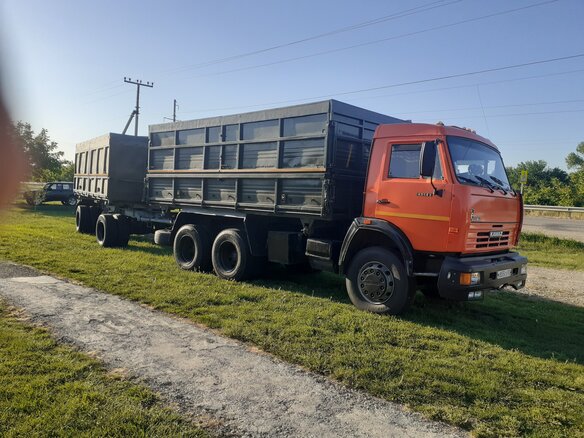 2013 КамАЗ 45143, оранжевый, 2000000 рублей