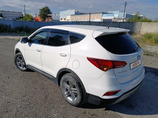 2016 Hyundai Santa Fe III Рестайлинг, белый, 2300000 рублей, вид 5