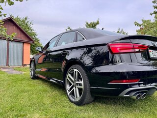 2016 Audi A3 III (8V) Рестайлинг, чёрный, 1657942 рублей, вид 4