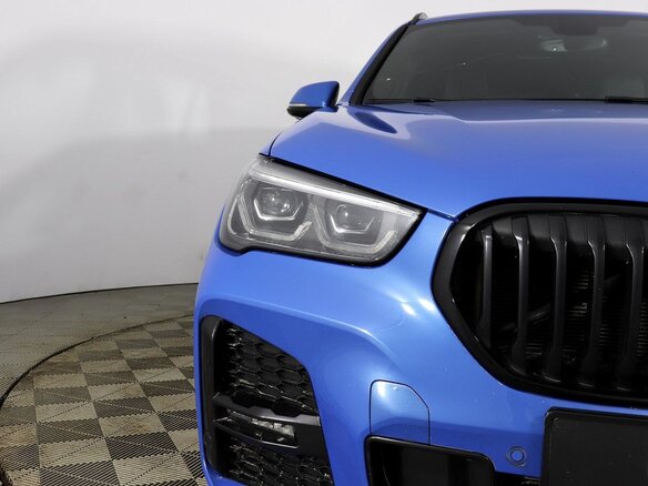 2020 BMW X1 18d xDrive II (F48) Рестайлинг, синий - вид 15