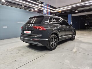 2023 Volkswagen Tiguan II Рестайлинг, серый, 2310777 рублей, вид 3