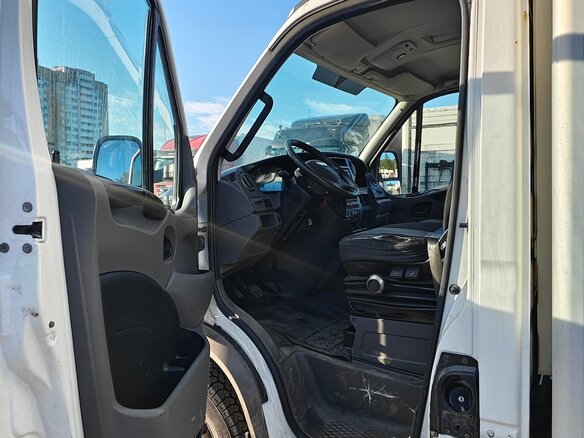 2013 Iveco Daily, белый, 1800000 рублей - вид 8