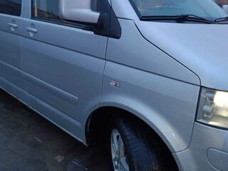 2009 Volkswagen Multivan T5, серебристый, 1650000 рублей, вид 2