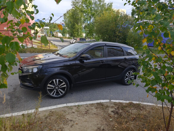 2019 Lada (ВАЗ) Vesta SW Cross I, чёрный, 1050000 рублей - вид 3