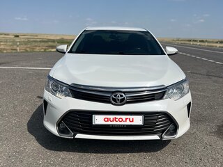 2014 Toyota Camry VII (XV50) Рестайлинг, белый, 1950000 рублей, вид 2