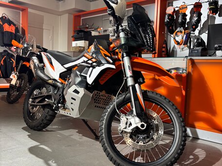2021 KTM 890 Adventure R, оранжевый, 950000 рублей, вид 5