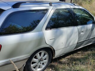 1997 Toyota Mark II Qualis VIII (X100), серебристый, 400000 рублей, вид 2