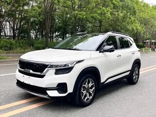 2022 Kia KX3, белый, 1645000 рублей, вид 1