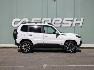 2026 Lada (ВАЗ) Niva Travel I Рестайлинг, белый, 1499000 рублей, вид 5