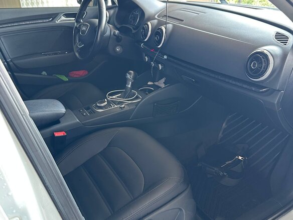 2014 Audi A3 III (8V), белый, 1500000 рублей - вид 10