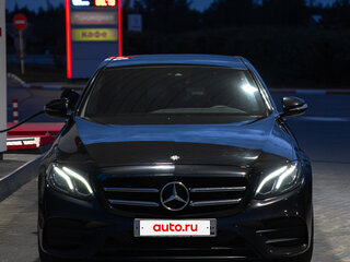 2017 Mercedes-Benz E-Класс 200 V (W213, S213, C238), чёрный, 3000000 рублей, вид 5
