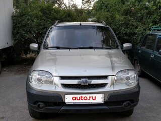 2016 Chevrolet Niva I Рестайлинг, серый, 630000 рублей, вид 2