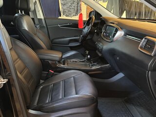 2017 Kia Sorento III Prime Рестайлинг, чёрный, 3000000 рублей, вид 5