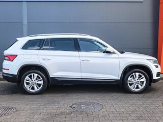 2020 Skoda Kodiaq I, белый, 2829000 рублей, вид 3