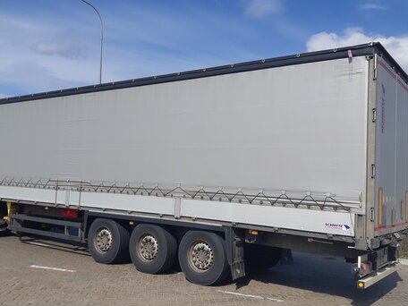 2018 DAF XF 105, белый, 9000000 рублей, вид 3