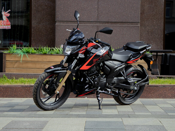 2026 TVS Apache, чёрный, 269900 рублей - вид 1