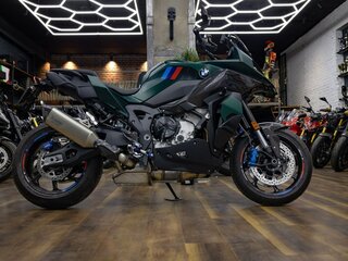 2026 BMW M 1000 XR, чёрный, 3590000 рублей, вид 5