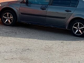 2007 Renault Megane II Рестайлинг, серый, 370000 рублей, вид 3