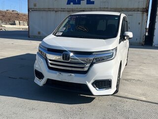 2021 Honda Stepwgn Spada V Рестайлинг, белый, 2790000 рублей, вид 2