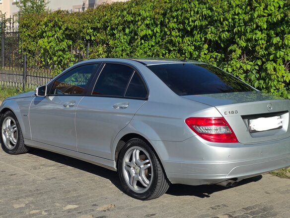 2011 Mercedes-Benz C-Класс 180 BlueEFFICIENCY III (W204), серебристый, 900000 рублей - вид 5