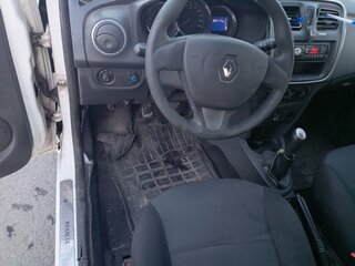 2014 Renault Logan II, белый, 410000 рублей, вид 5