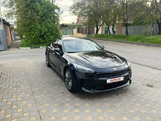 2019 Kia Stinger I, чёрный, 2300000 рублей, вид 1