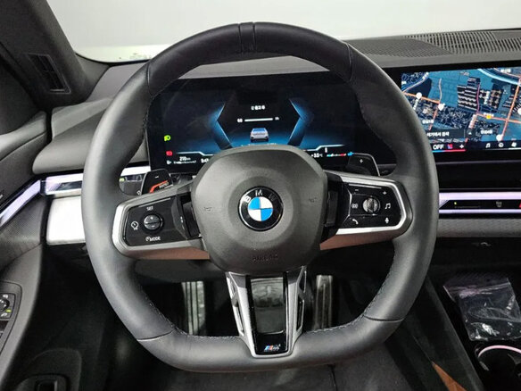 2025 BMW 5 серии 530i VIII (G60/G61/G68), серый, 8569000 рублей - вид 11