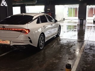 2021 Kia K5 III, белый, 3400000 рублей, вид 5