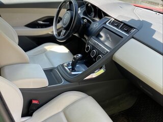 2018 Jaguar E-Pace I, красный, 3480000 рублей, вид 3