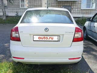 2013 Skoda Octavia II (A5) Рестайлинг, белый, 999999 рублей, вид 3