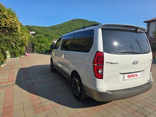 2019 Hyundai Grand Starex I Рестайлинг 2, белый, 4300000 рублей, вид 5