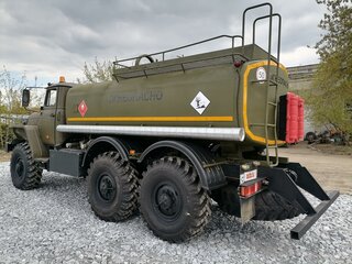 2010 Урал 5557, зелёный, 3500000 рублей, вид 2