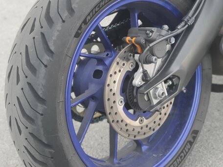 2015 Yamaha Tracer 900, серый, 785000 рублей, вид 4